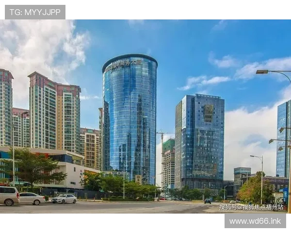 世博国际商务大厦：引领城市商务新高度的现代地标